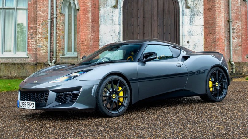 Машина Lotus Evora