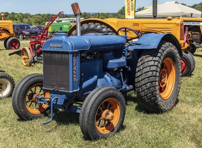 Harrisburg pa tractor Pull 2022