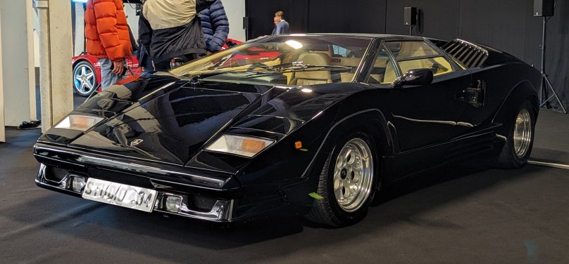 Lamborghini Countach l 2500000 Dollar