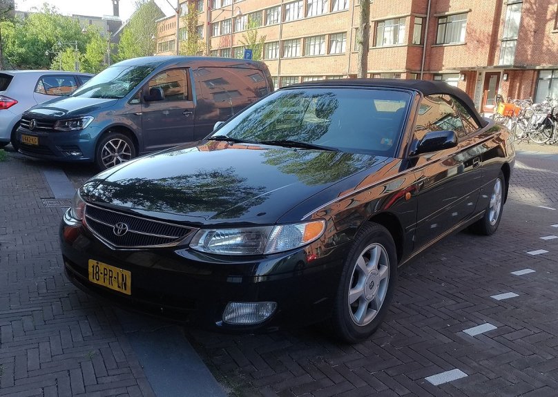 В Курске замечена машина Тойота Камри Солара номера 770 46 регион