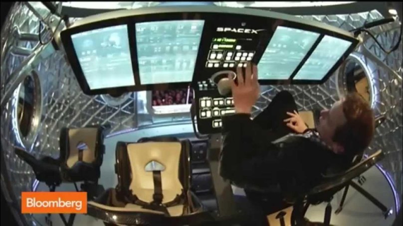 Илон Маск космический корабль Dragon