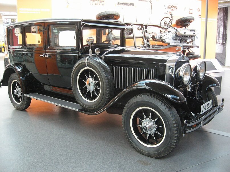 Хорьх Ломакова