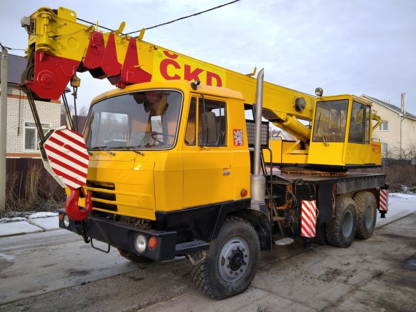Кран Татра 25 тонн