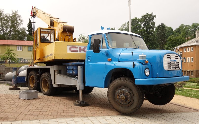 Татра 148 кран