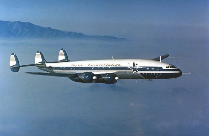 Самолет super Constellation