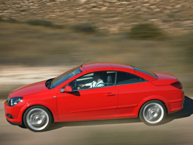 Опель Астра купе седан