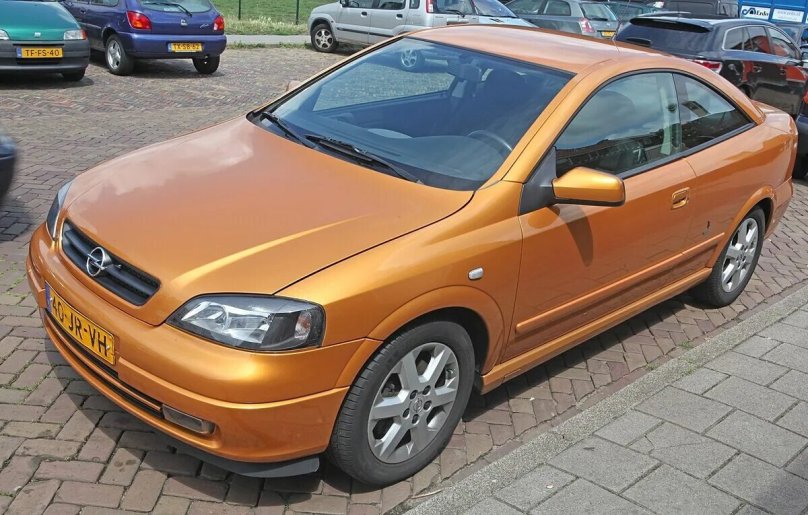 Opel Astra Bertone