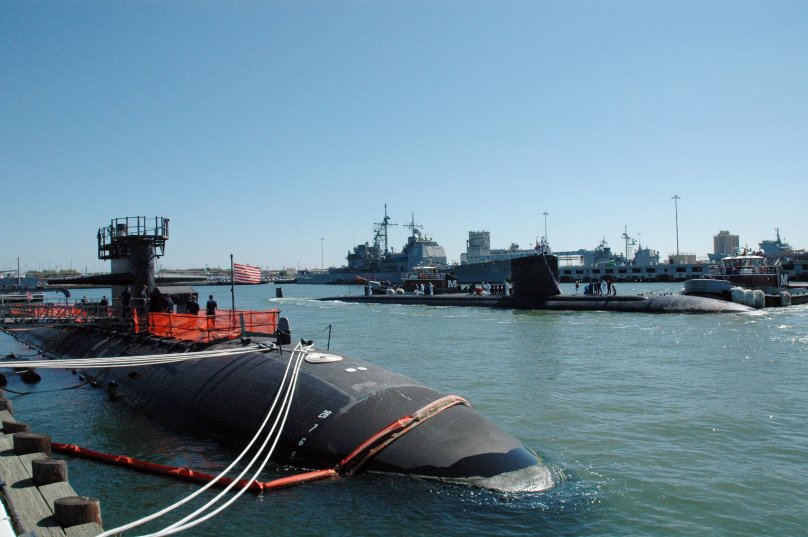 USS Newport News ssn750