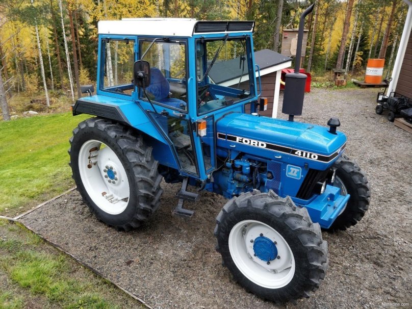 Трактор Форд 641