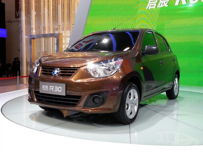 Venucia v-online логотип