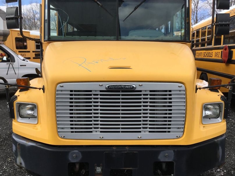 Автобус freightliner