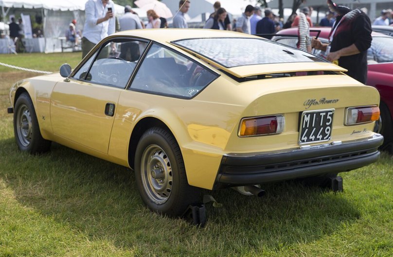 Альфа Ромео 105/115