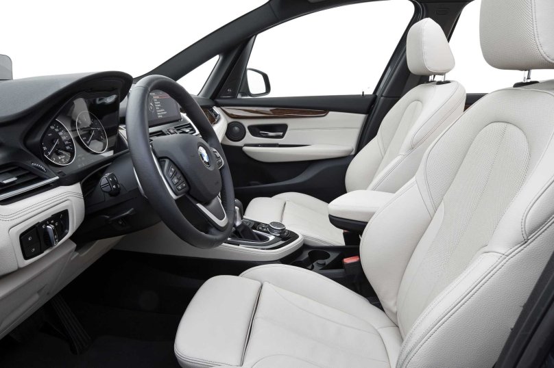 BMW 2 Gran Tourer салон