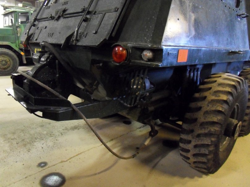 ЛУАЗ 969 на Квадро резине