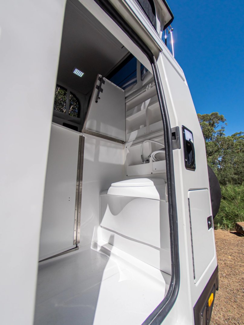 Автодом Тойота ленд Крузер