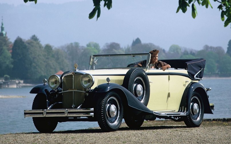 Maybach Zeppelin ds8 4-Door Cabriolet 1930
