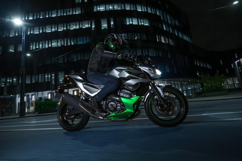 Kawasaki Ninja 7 Hybrid 2024