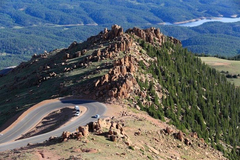 Скалы сивые Торгашинский хребет