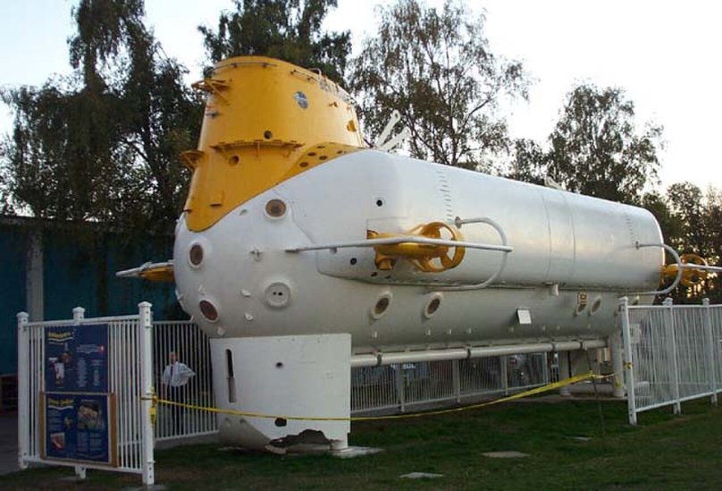 «Бен Франклин»мезоскаф