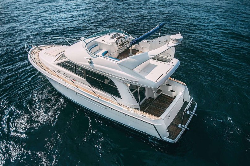 Bayliner 37