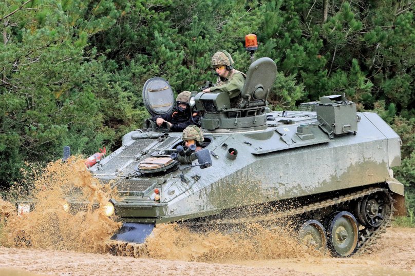 Бронетанковая техника