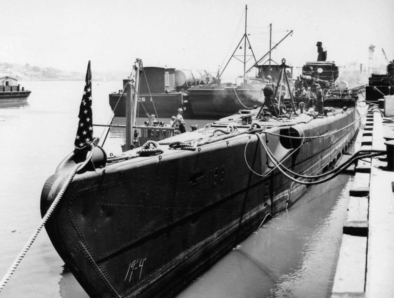 USS Nautilus 1942