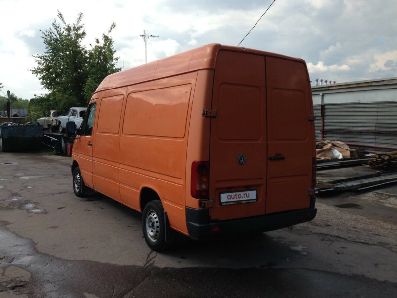 Передний бампер Фольксваген лт28 фургон
