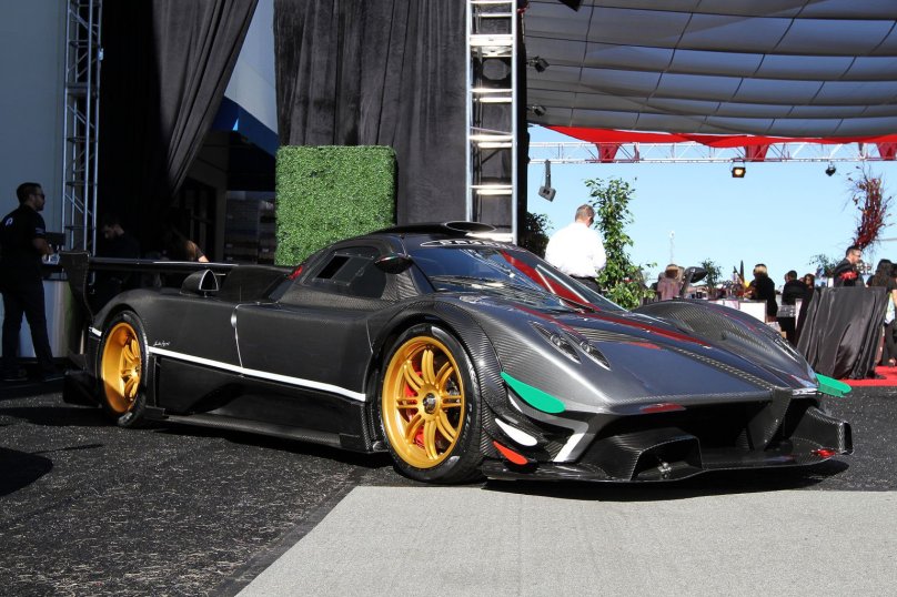 Pagani Zonda Revolucion Эстетика