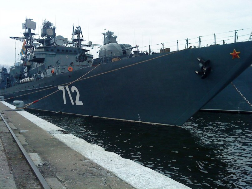 Неустрашимый 712