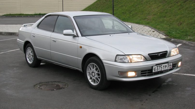 Toyota Vista sv40