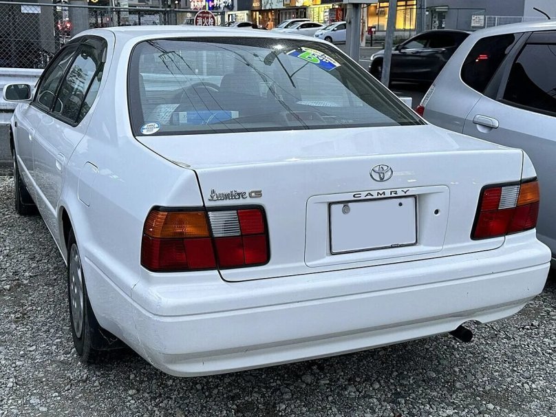 Toyota Camry lumiere