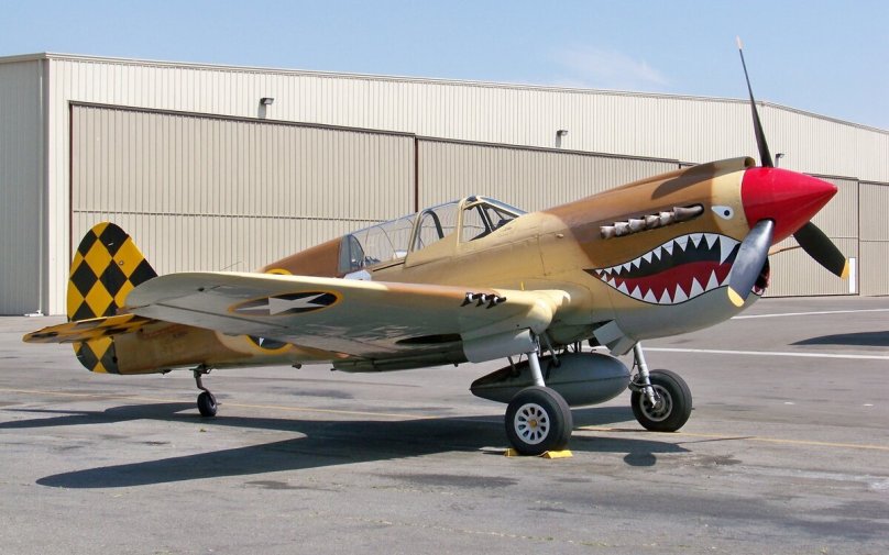 Самолет p-40 томагавк
