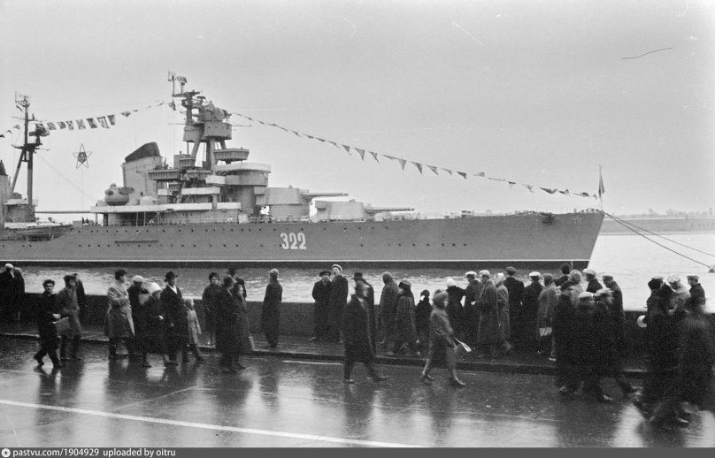 Крейсер Киров