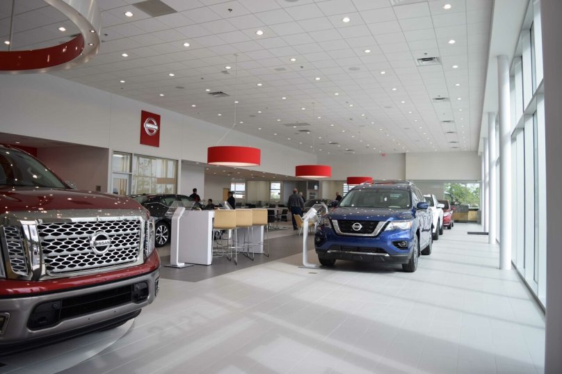 Автосалон Ниссан