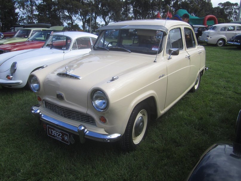 Ниссан Остин