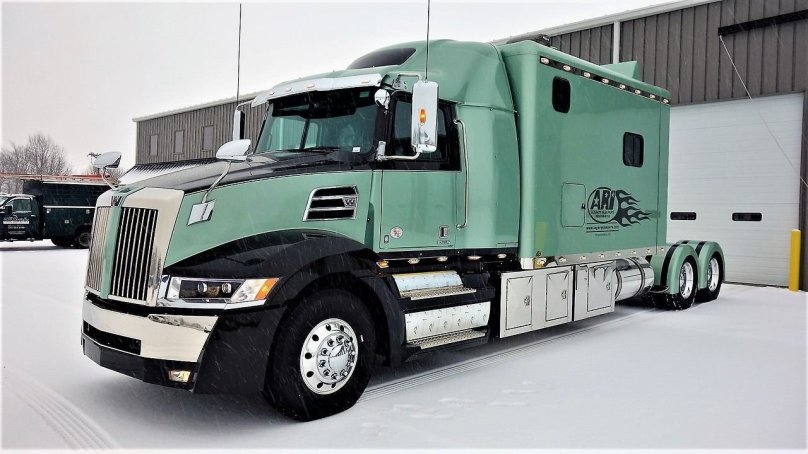 Тягач Western Star 5700xe