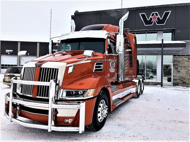 Американский грузовик Western Star