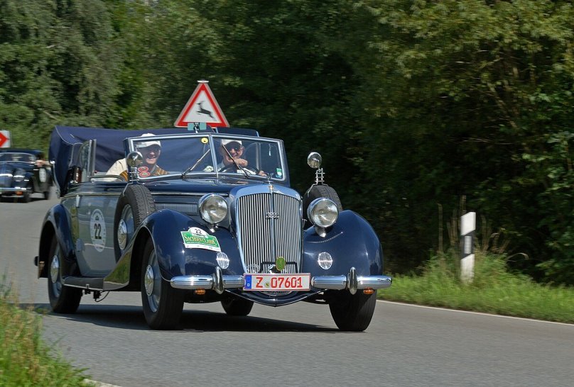 Август Хорьх