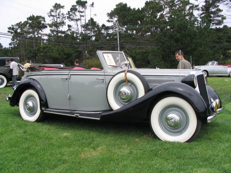 Horch 930 v Phaeton