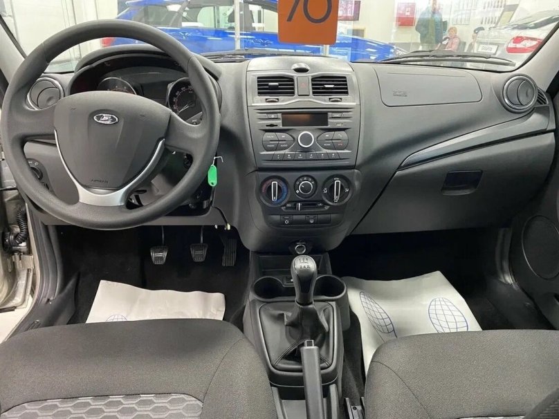 Лада Гранта 2022