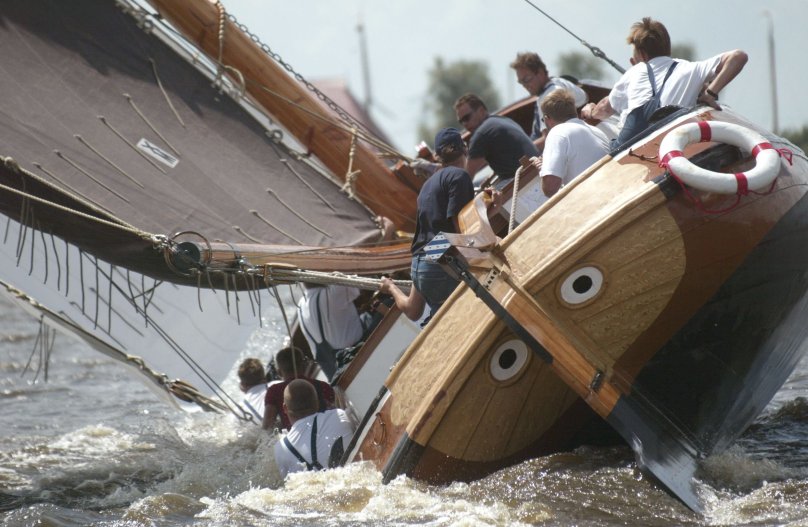 Парусная баржа