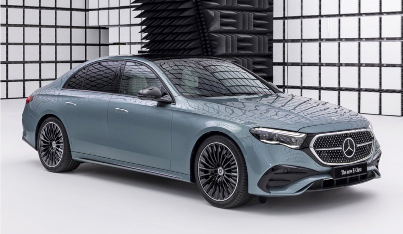 Mercedes-Benz e-class w214 2023