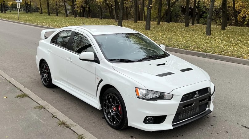 Mitsubishi Lancer Evolution x 2х литровый на автомате