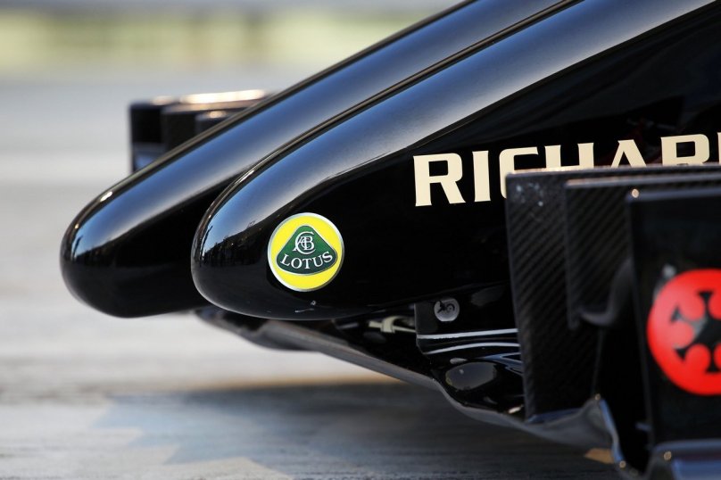 Носовой обтекатель