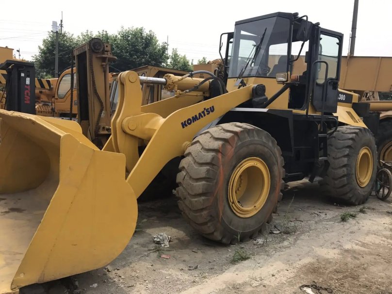 Коматсу 320 погрузчик