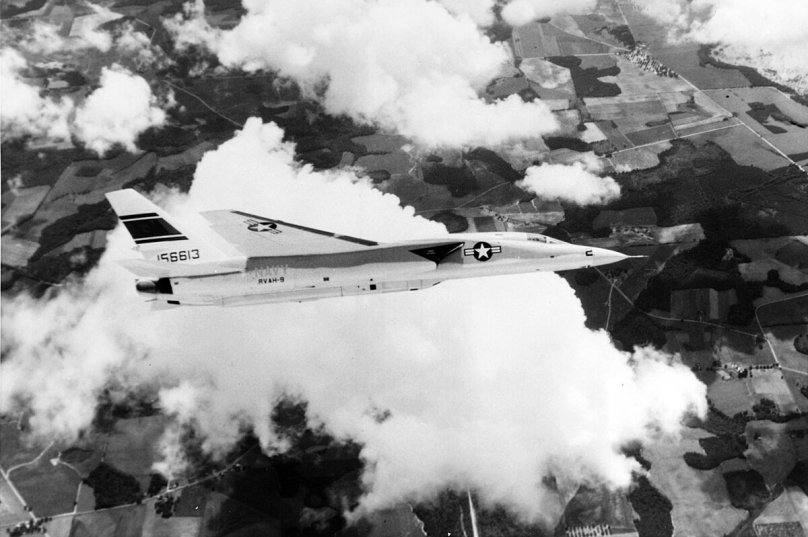 Самолет ra-5c фото