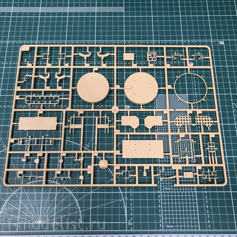 85528 HOBBYBOSS 1/35 грузовик LKW man 10 mil gl