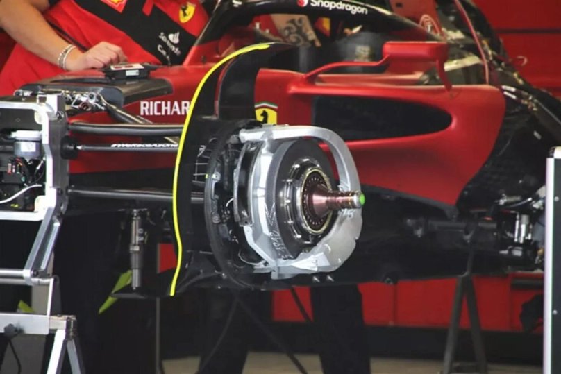 Днище болида формулы 1