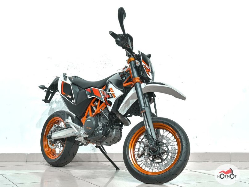 KTM 690 SMC 2011