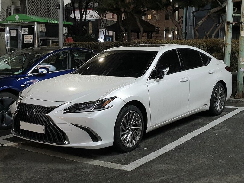 Lexus es300 2018